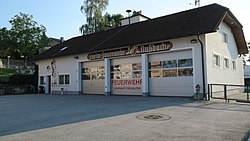 Feuerwehrhaus Nußbach.jpg