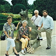 1995 mit Hofer zum Schloss Lednice, Rosa, Hilda, Alfred und Helmuth