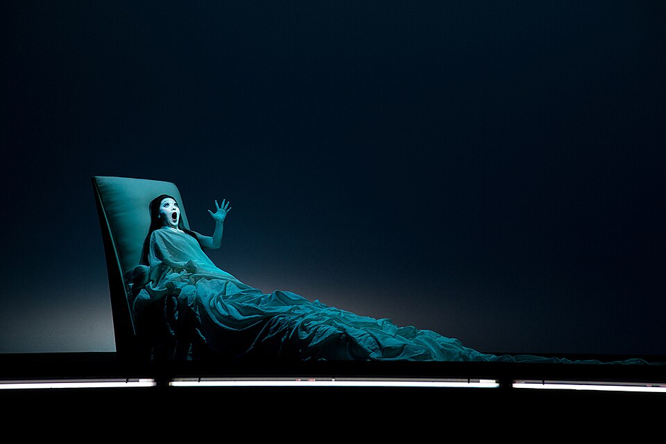 Datei:La traviata 9097-peralta.jpg