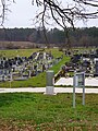 Der Friedhof östlich von der Kirche