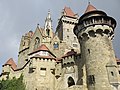 Burg Kreuzenstein 11.jpg