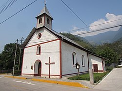 Kirche San José in Pozuzo