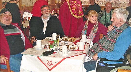 Pflegeheim, Maria, Besucher Wolfgang, Josef, Helmuth