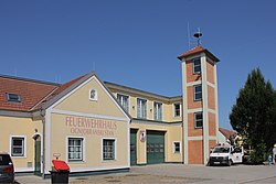 Trausdorf-Feuerwehrhaus 4828.JPG